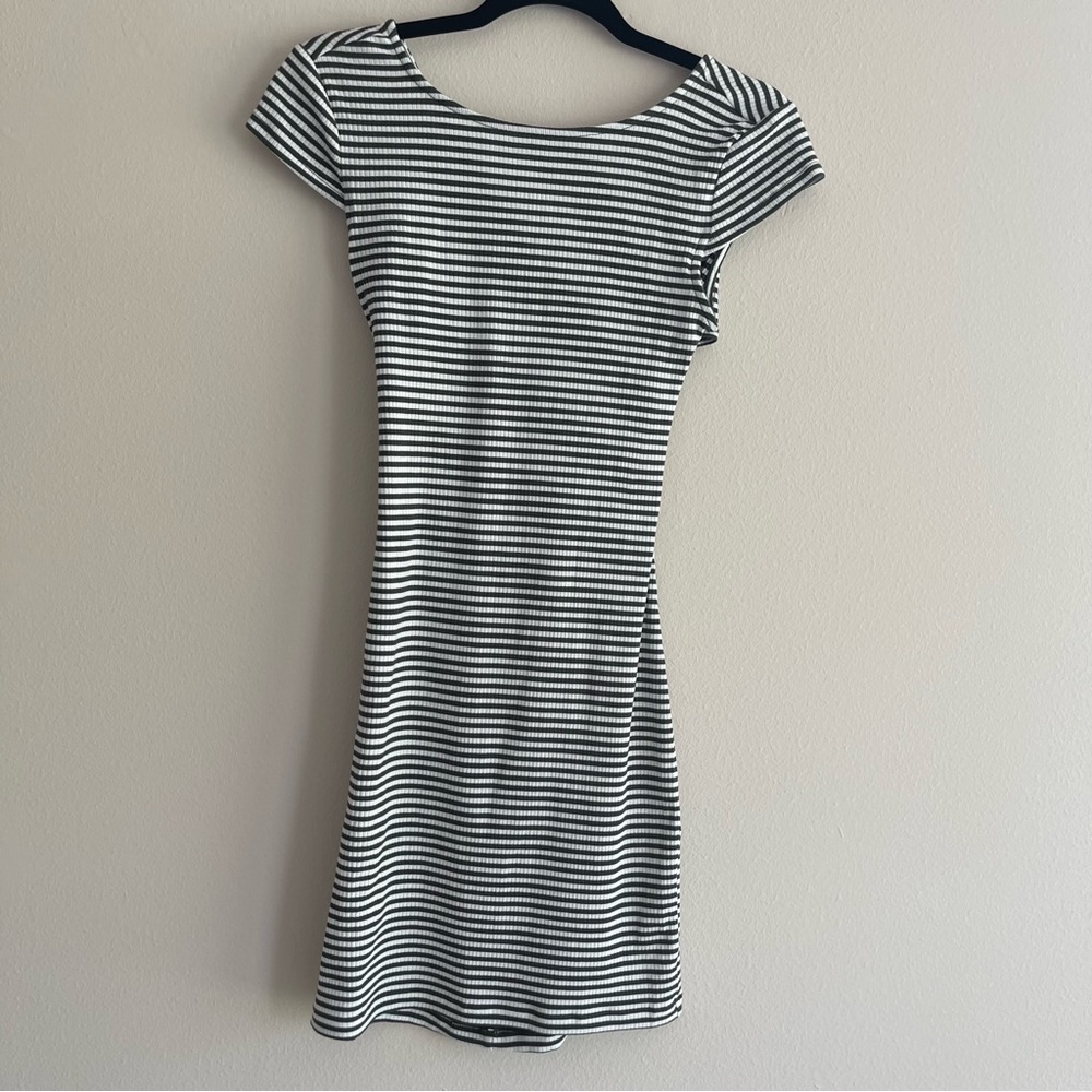 Teeze Me Dress, size M. Open back, New with Tag